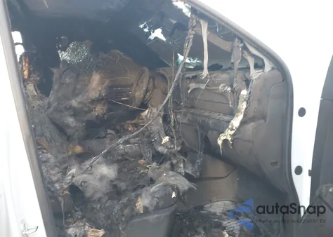 2026 Chevrolet Silverado 1500 4Wd Short Bed Rst z USA, uszkodzony, nr VIN 1GCUKEE85TZ121145